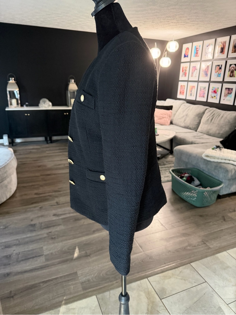 Ann Taylor Black Bouclé Gold Button Collarless Blazer Jacket Size 0 Classic Chic - Picture 3 of 5